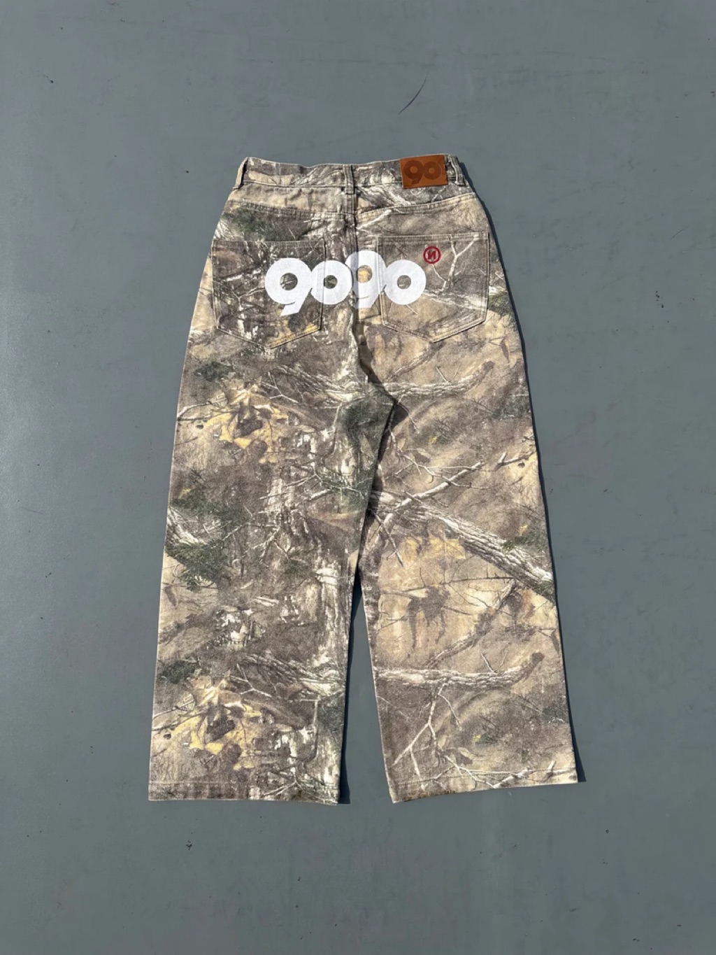 即購入可9090 OG Logo Painted Denim Pants M 9090 OG Logo Painted Denim Pants – YZ