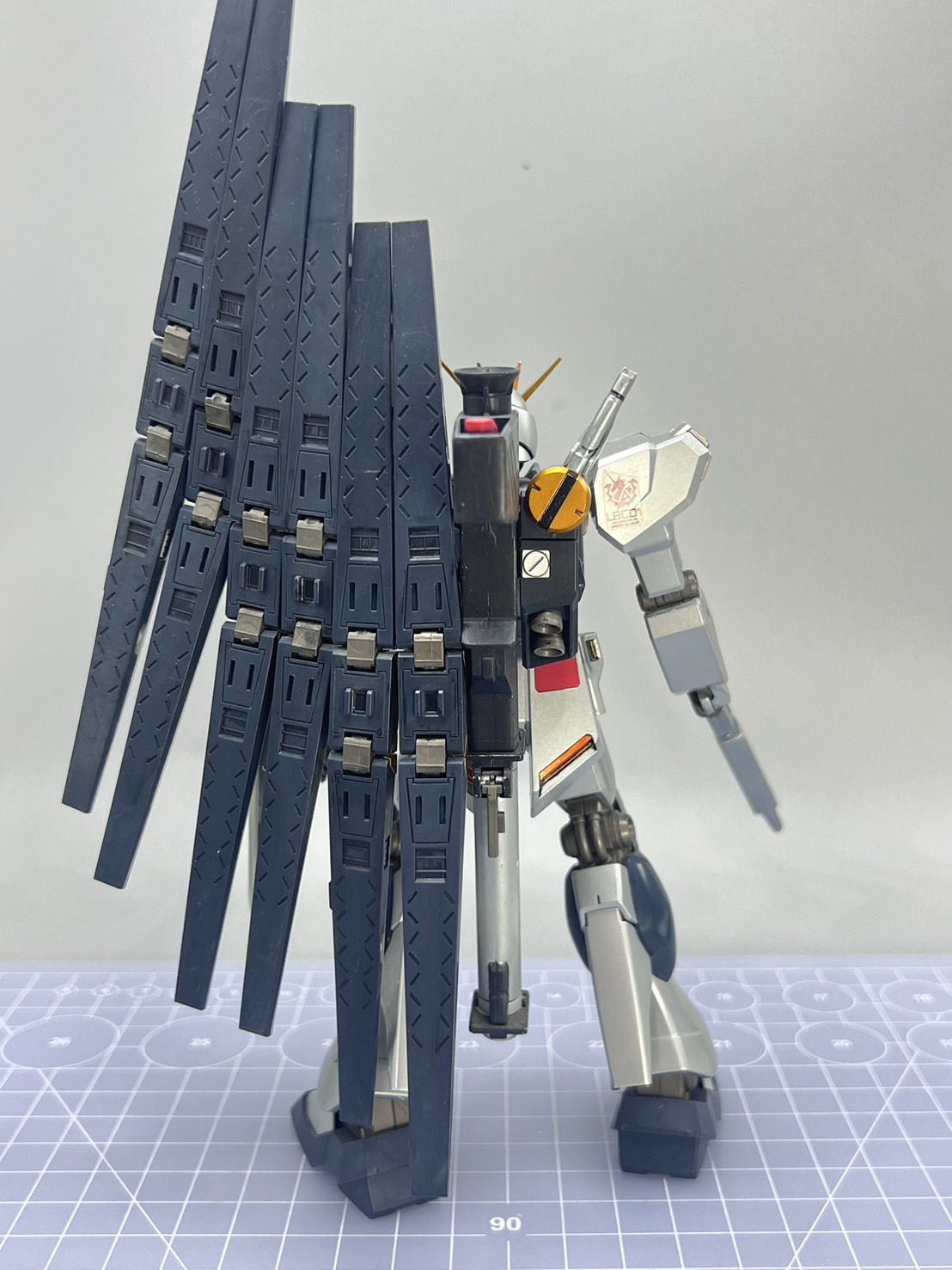 N656【模型出櫃】上色完成 HGUC #86 RX-93 牛鋼 v鋼彈 | 蝦皮購物