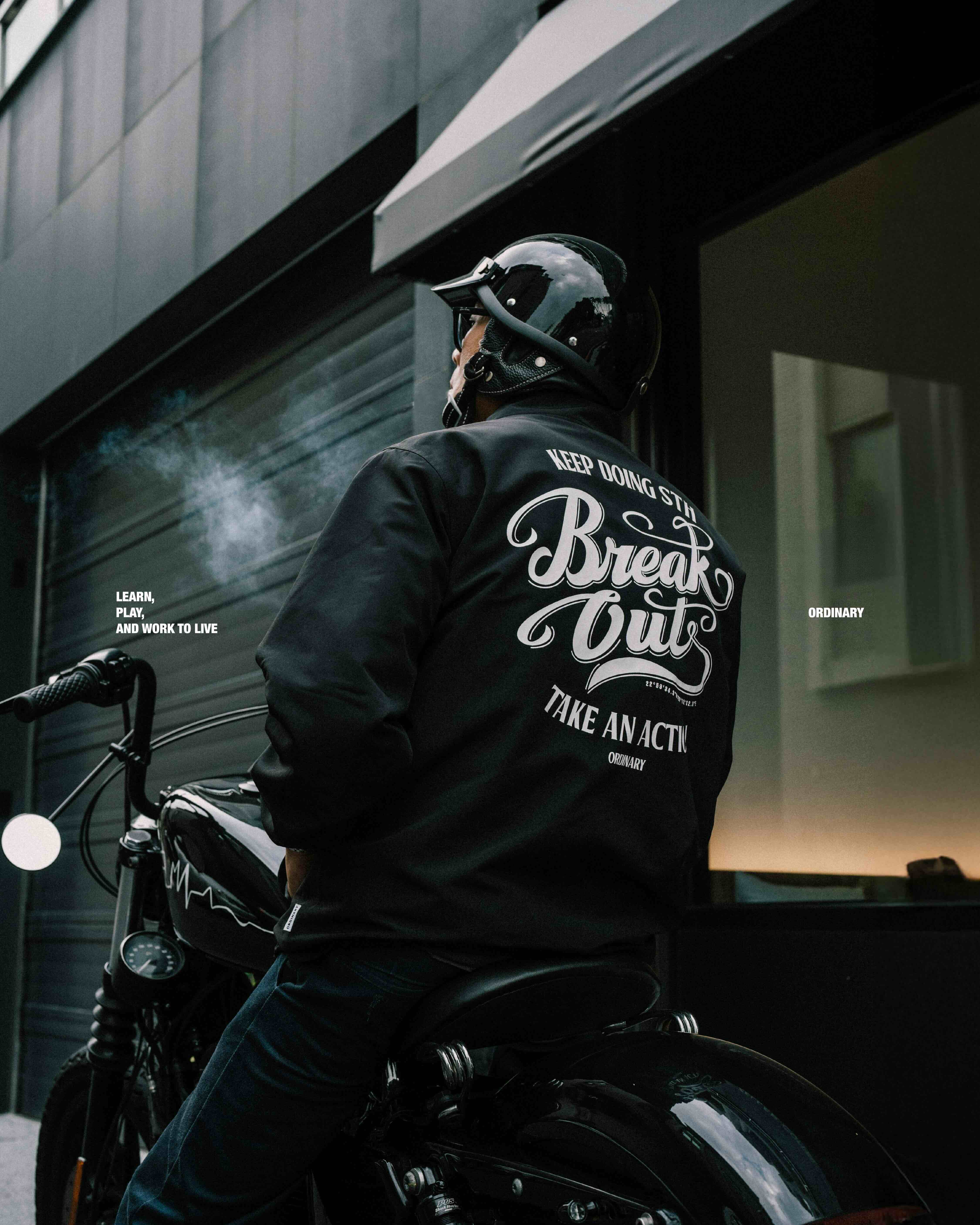 『Definite』ORDINARY / CURSIVE WRITING COACH JACKET 復古海報字體教練夾克 | 蝦皮購物