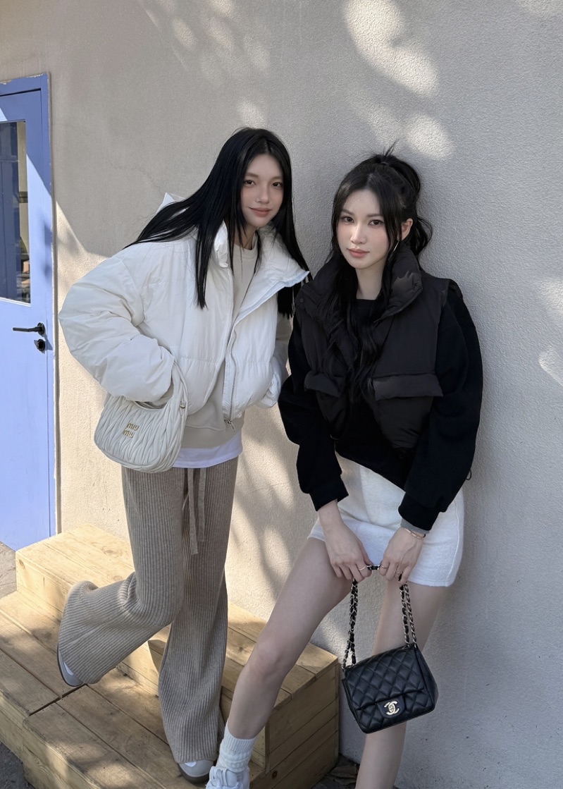 【CHING'S自訂】現貨 短版羽絨連帽外套(帽可拆) 80%鴨絨 女裝 休閒 秋冬外套 保暖 抗寒 擋風 | 蝦皮購物