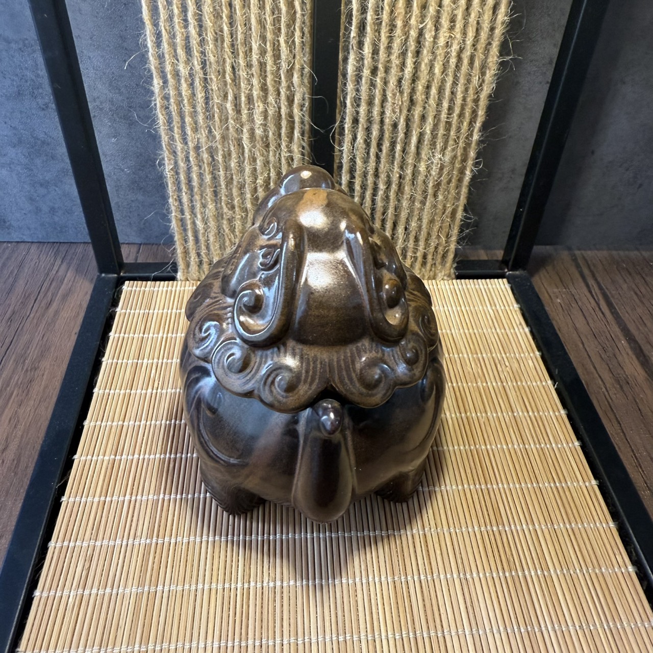 【茶王商店】狻猊陶瓷香爐 香爐 貔貅 貔貅香爐 檀香爐 盤香爐 薰香爐 檀香 沉香爐 線香 薰香爐 線香爐 香立 香插 | 蝦皮購物