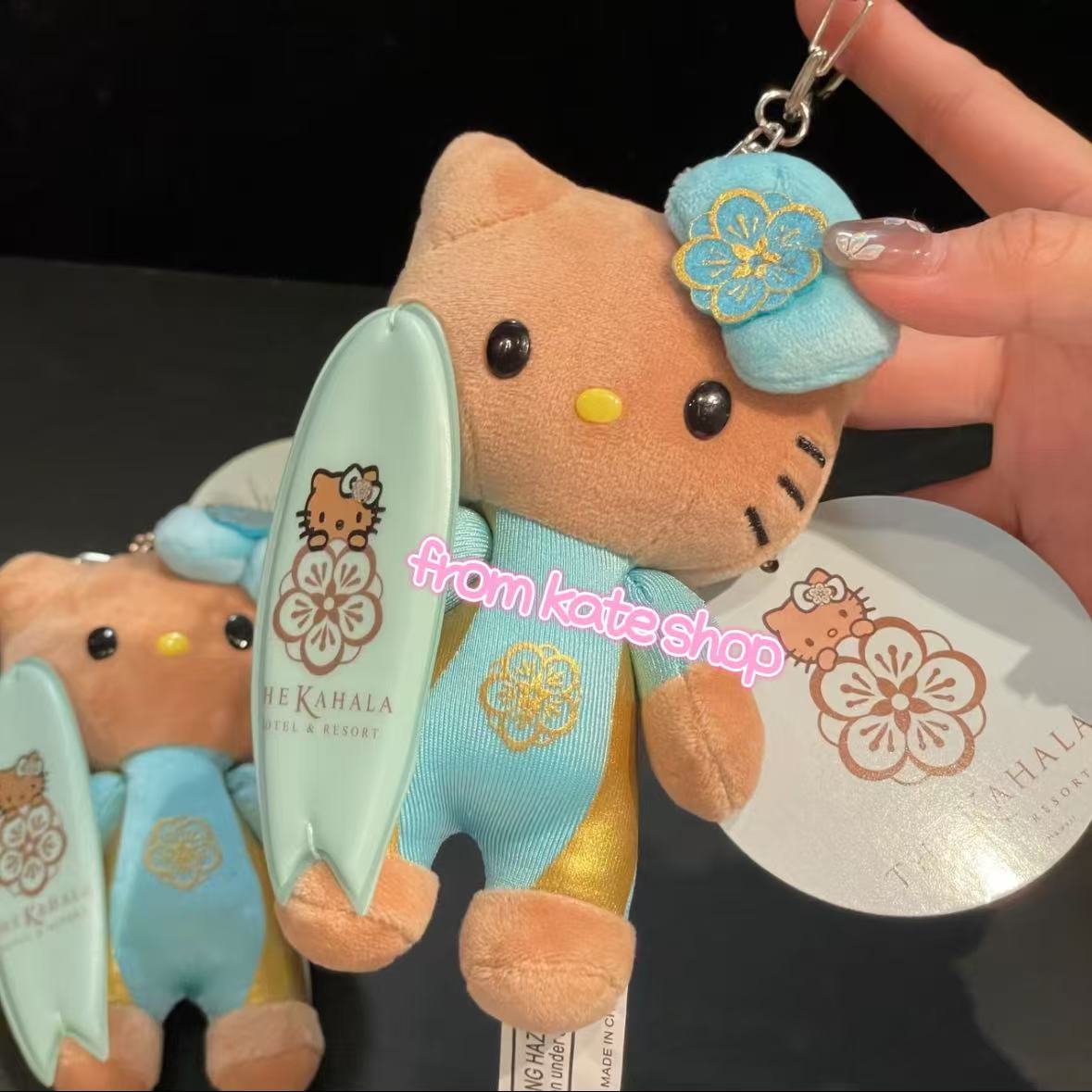 【夏威夷限定】黑皮Hello Kitty*kahala酒店 黑皮Kitty沖浪kitty包包掛件吊飾公仔ins小紅書明星 | 蝦皮購物