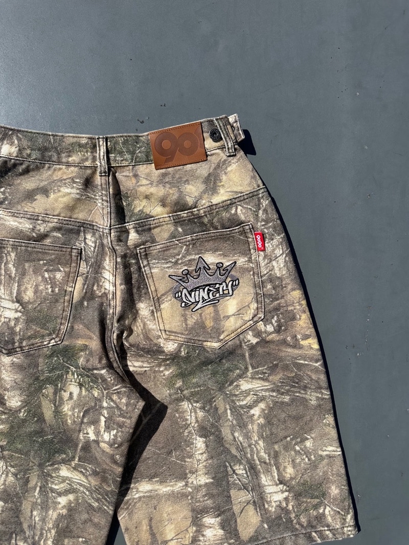 9090 King Logo Assort Buggy Jorts | 蝦皮購物