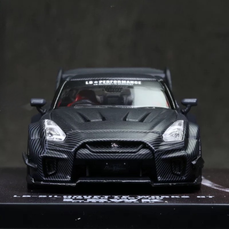 【六四分之一】INNO64｜NISSAN GT-R R35 LBWK｜東瀛戰神GTR 全碳纖卡夢塗裝｜1/64合金模型車 | 蝦皮購物