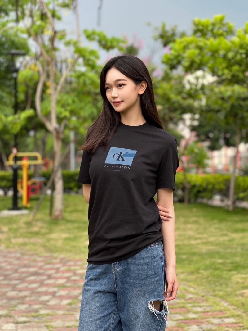 【New START精品服飾-員林】現貨 Calvin Klein CK 立體膠印方塊字母 短袖上衣 短袖 短T | 蝦皮購物