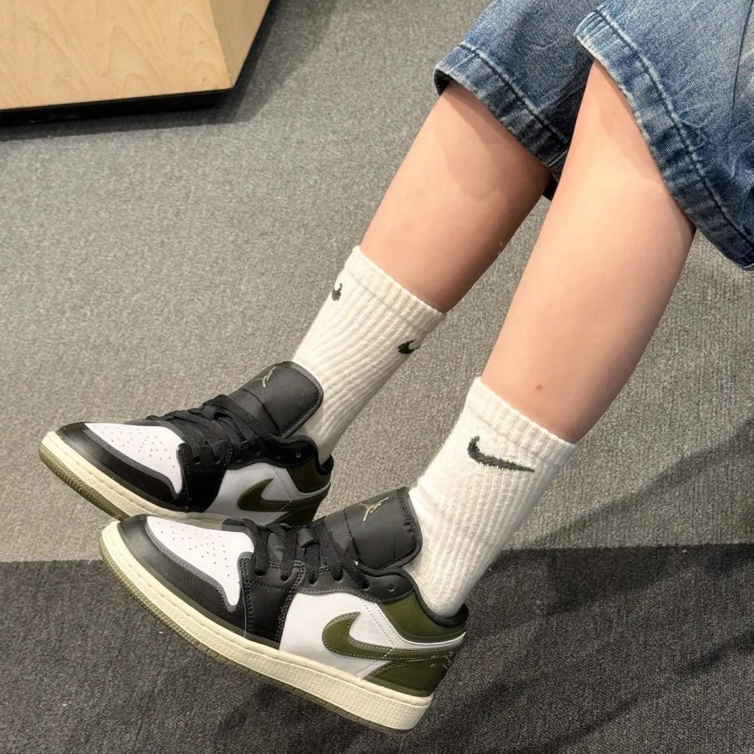 【豬豬老闆】NIKE AIR JORDAN 1 LOW 休閒鞋 運動鞋 復古 經典 男鞋 四色 553558 | 蝦皮購物