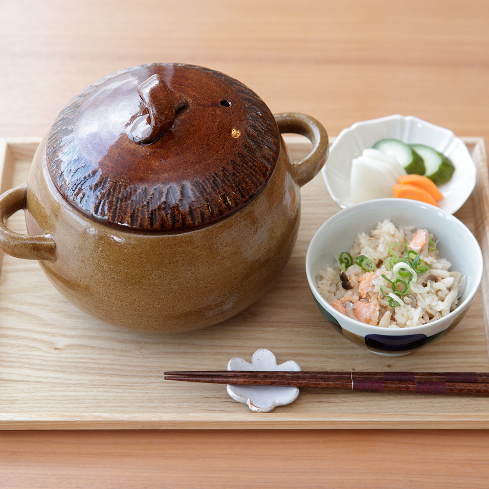 Acorn 日本栗子萬古焼三合土飯鍋(2色) | 蝦皮購物