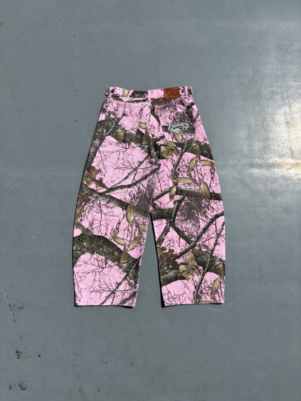 9090 King Logo Assort Ballon Buggy Pants | 蝦皮購物