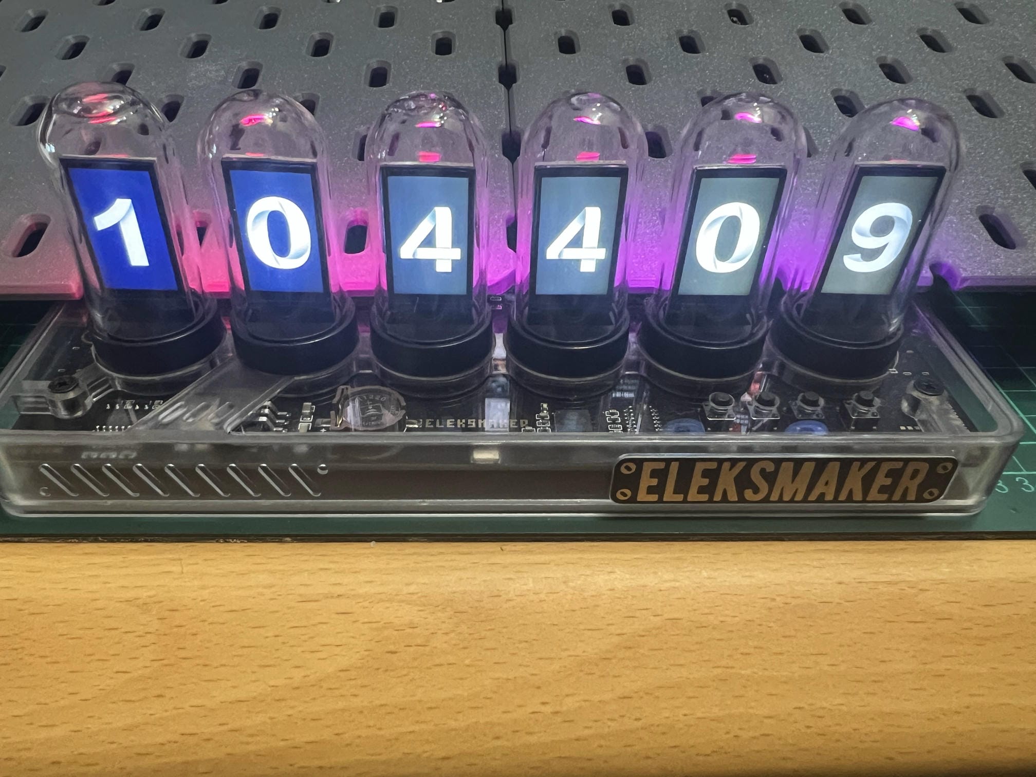RGB擬輝光管時鐘桌面小物｜ELEKSMAKER EleksTube IPS PR2 | 蝦皮購物