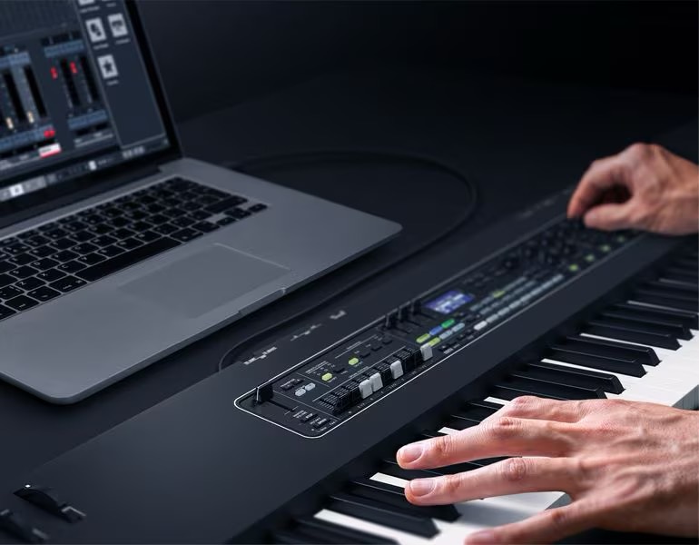 【夢成音樂中心】現貨馬上出 YAMAHA CK61 合成器鍵盤 舞台合成器 Keyboard 內建喇叭 現貨供應 | 蝦皮購物