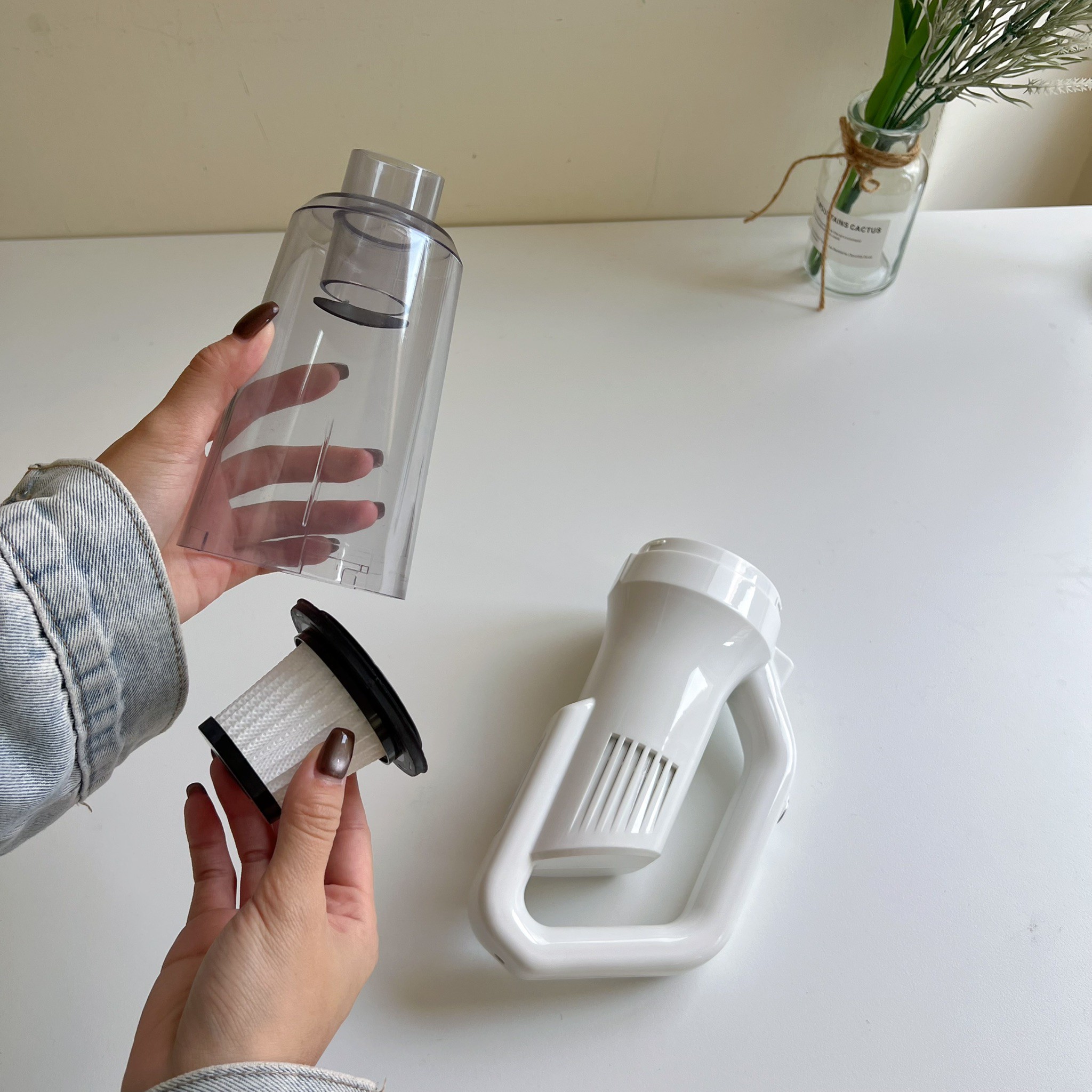 宏晉 P-111 家用無線吸塵器 輕巧12000PA手持吸塵器 11.1V大功率吸塵機 經濟部認證R55336 | 蝦皮購物