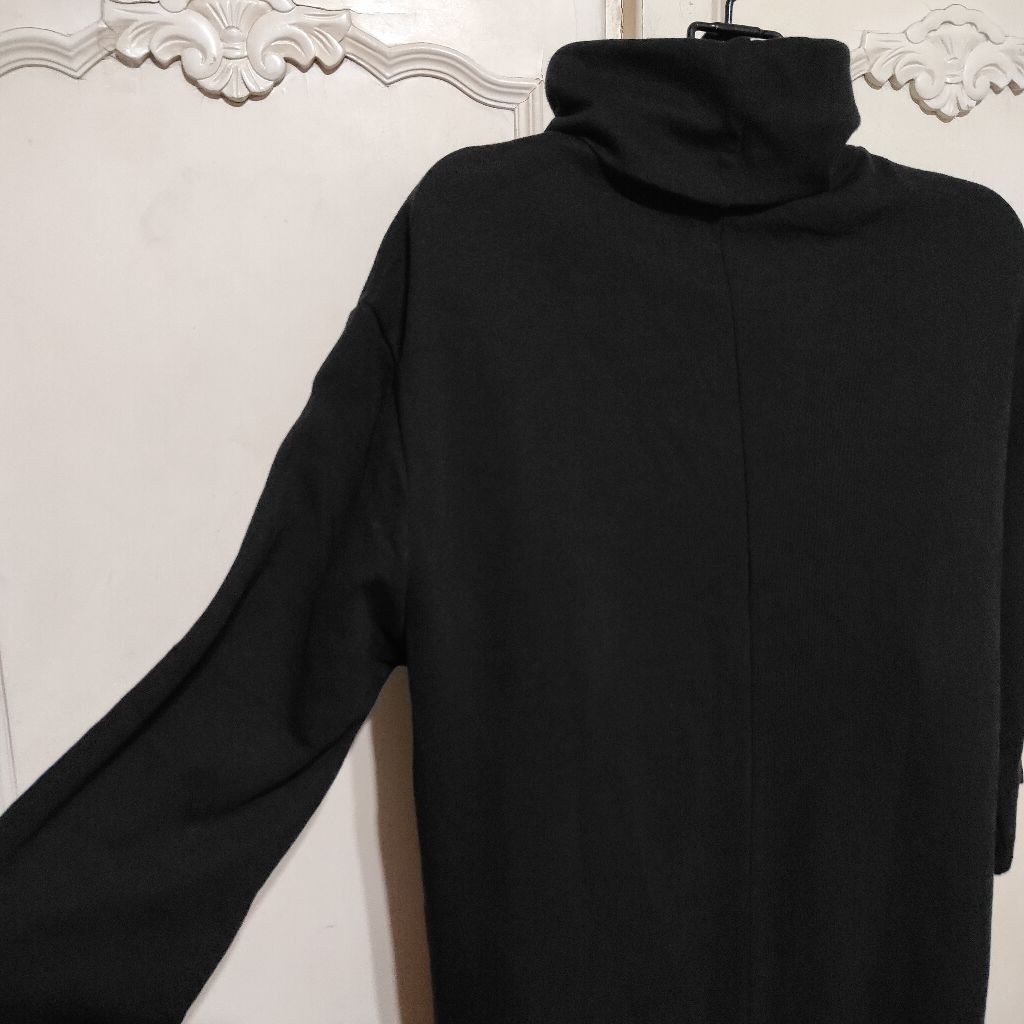 迎新【ZARA】孟加拉製 經典百搭黑色高領厚版七分袖連身裙 (M號) 02866 | 蝦皮購物