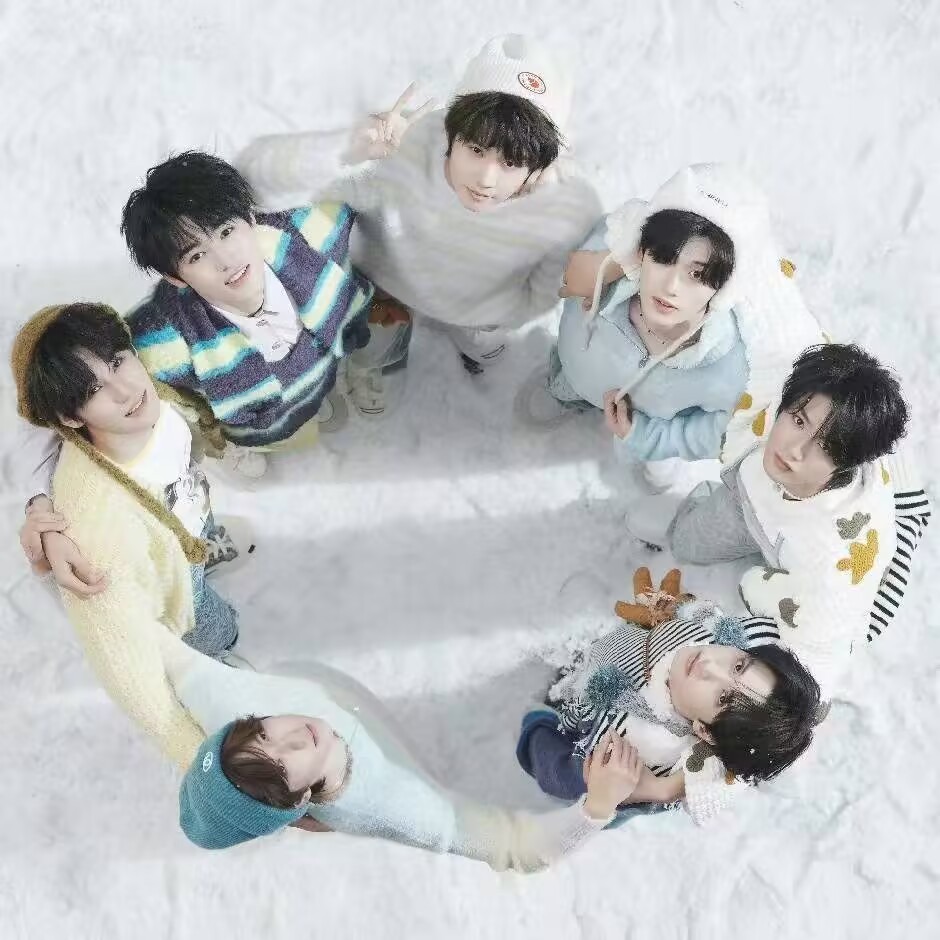 官方全套】時代少年團''五周年生日紀念套裝'' 《Hi 5，High Five》全套