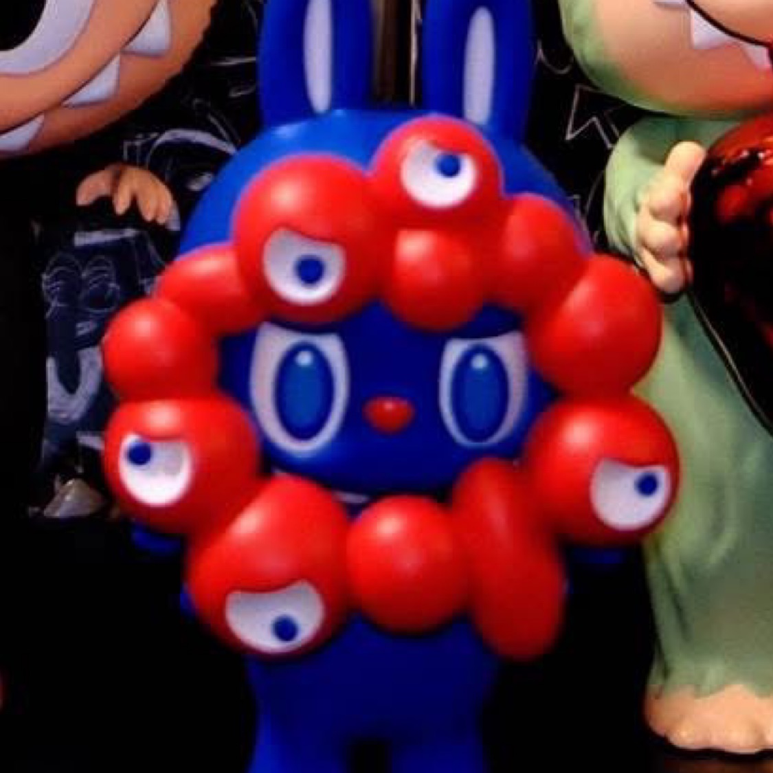 HeadlockStudio x Dario Argento Deep Red Mad Puppet | 蝦皮購物