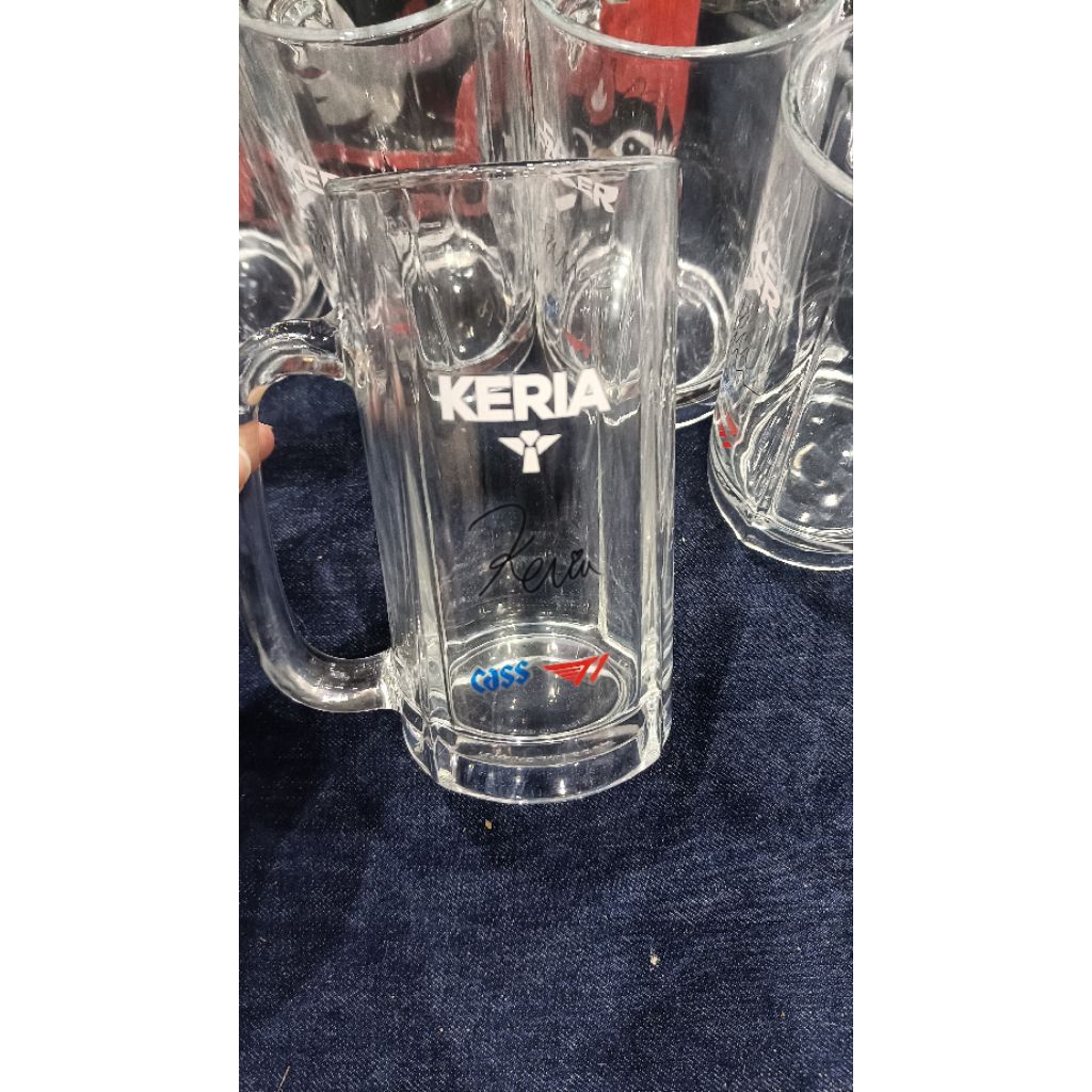 正品官方t1 x cass 啤酒展示玻璃t1 gumayusi keria faker oner 玻璃杯